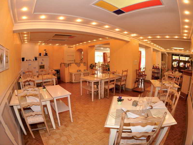 Hotel-Restaurant De La Tour Ngoại thất bức ảnh